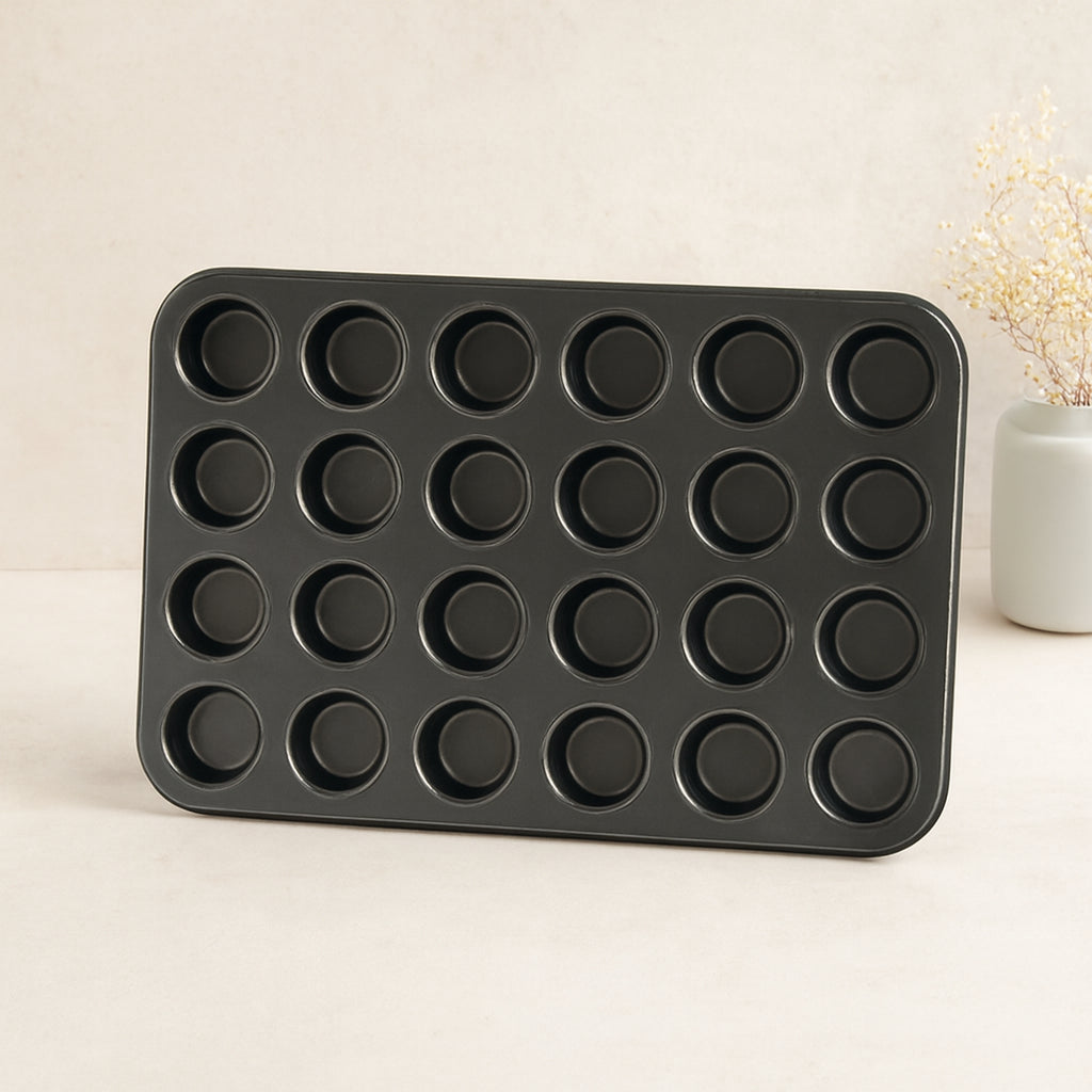 24 Gözlü Metal Muffin Kek Kalıbı Siyah