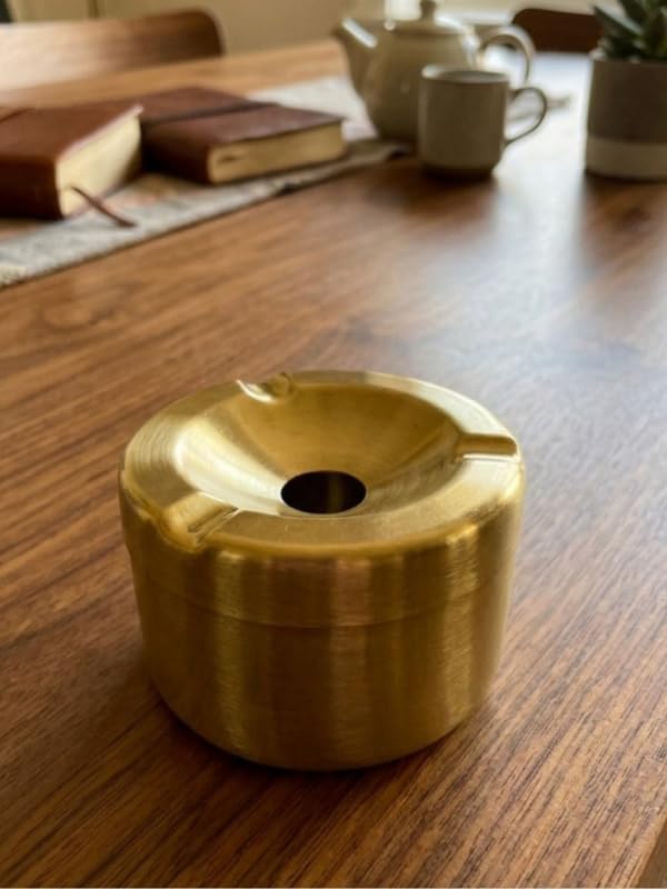 Gold Kapaklı Kokusuz Paslanmaz Metal Küllük – Modern ve Şık Tasarım