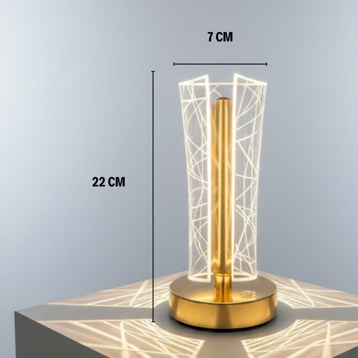 BUFFER® İki Yandan Kavisli Silindirik Geometrik Çizgi Model Kristal LED Masa Lambası – Dokunmatik, 3 Renk Işık Modlu, Şarjlı Dekoratif Gece Lambası