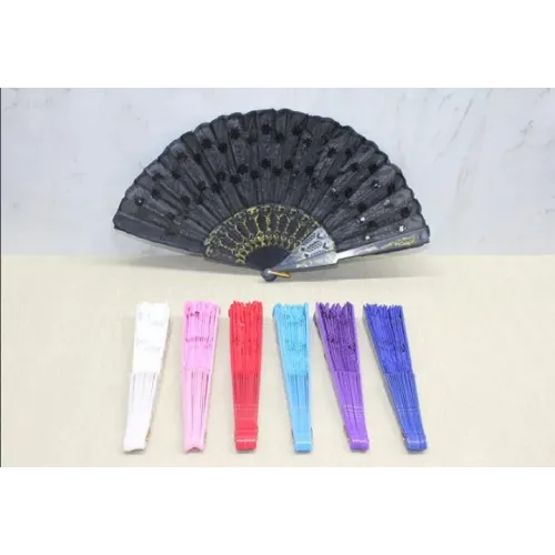 Plastik Yelpaze