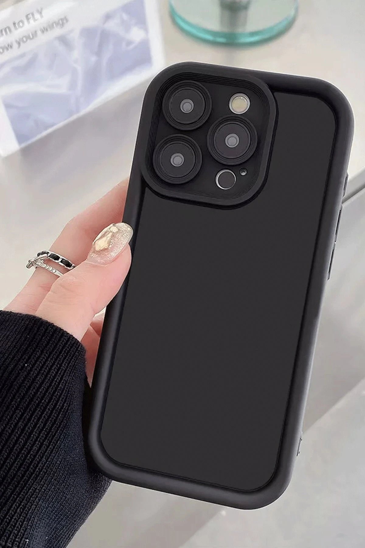 Newface Apple iPhone 16 Kılıf Viera Silikon - Siyah