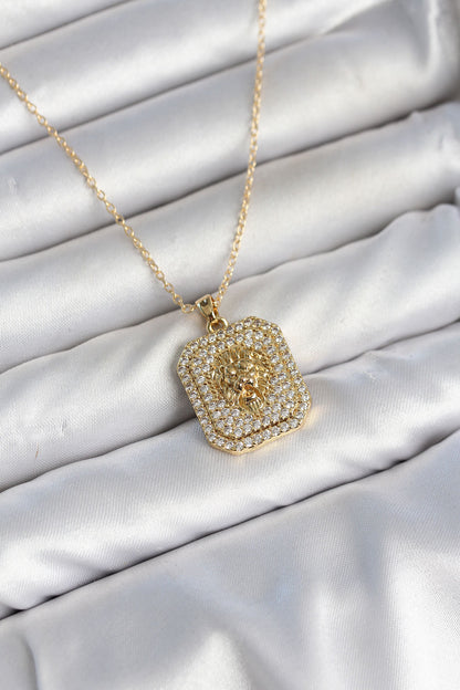 316L Çelik Zincir Gold Aslan Madalyon Model Zirkon Taşlı Kadın Kolye