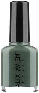 Soluk Yeşil 110 - Yüksek Pigmentli Uzun Süreli Kalıcılık Hızlı Kuruma - Nail Lacquer 110