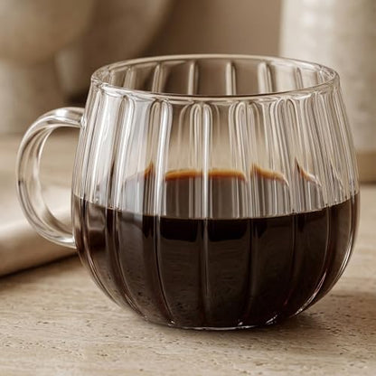Çizgili Borosilikat Cam Bardak, 350 Ml Geniş Kapasite, Isıya Dayanıklı Yapı, Bulaşık Makinesinde Yıkanabilir, Ev Ofis Restoran İçin Kullanıma Uygun Kulplu Kahve Espresso Latte Sunum Bardağı