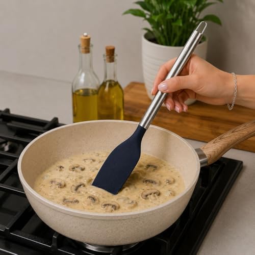 Silikon Servis Spatulası Paslanmaz Çelik Saplı Yapışmaz Tava Uyumlu TURNERB | Palu silikon spatula, günlük mutfak kullanımında pratiklik sağlayan ergonomik ve modern tasarımıyla öne çıkar.