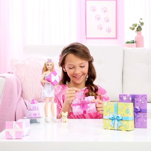 Parti Paketi bebek ve aksesuarlar, Minik Dostumun Doğum Günü serisi Doğum Günü Fiyonkları seti ve renk değişimi ile pasta süsleme etkinliği dahil 10 sürpriz, JFG70