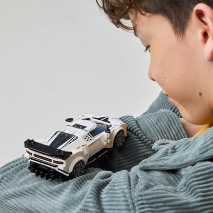 Bugatti Centodieci 77240 – 9 Yaş ve Üzeri Çocuklar İçin Koleksiyonluk Model Araba, Detaylı Yarış Arabası ve Sürücü Figürüyle Oyun ve Sergileme Yapım Seti (291 Parça)