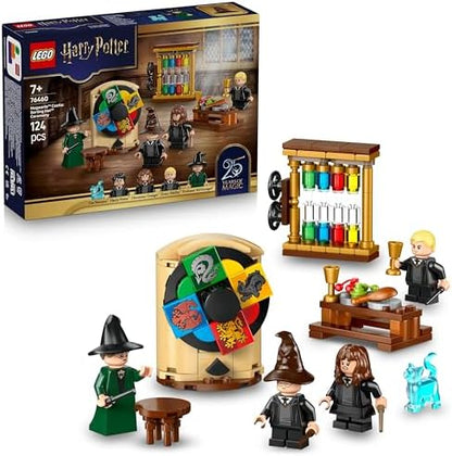 Hogwarts Şatosu: Seçmen Şapka Töreni 76460-7 Yaş ve Üzeri Çocuklar için Potter, Hermoine ve Draco Minifigürleri İçeren Yaratıcı Oyuncak Yapım Seti, Hediye Fikri (124 Parça)