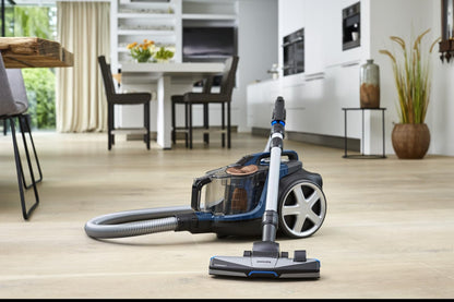 PHILIPS PowerPro Max Torbasız Elektrikli Süpürge - 900W, PowerCyclone 8, Alerji Kilidi, HEPA 13 Filtre, TriActive+ Başlık, Dijital Güç Kontrolü (FC9749/07)