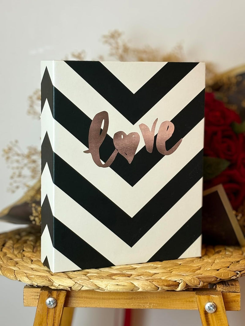 Fotoğraf Albümü 10x15cm 200 Fotoğraf Kapasiteli Üçgen Love Desenli Renkli Anı Albümü