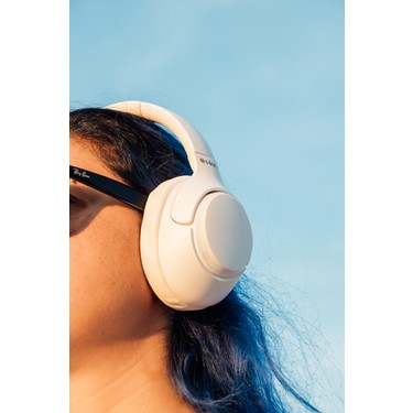 Bluetooth Kablosuz Kulaklık ile 60 Saat Pil Ömrü