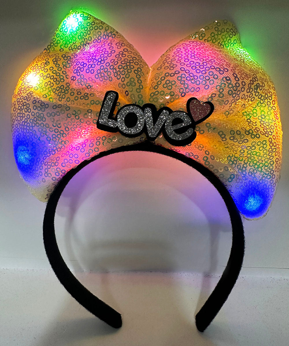 Led Işıklı 3 Farklı Fonksiyonda Yanan Gümüş Love Yazılı Sarı Fiyonk Taç 20X17 cm