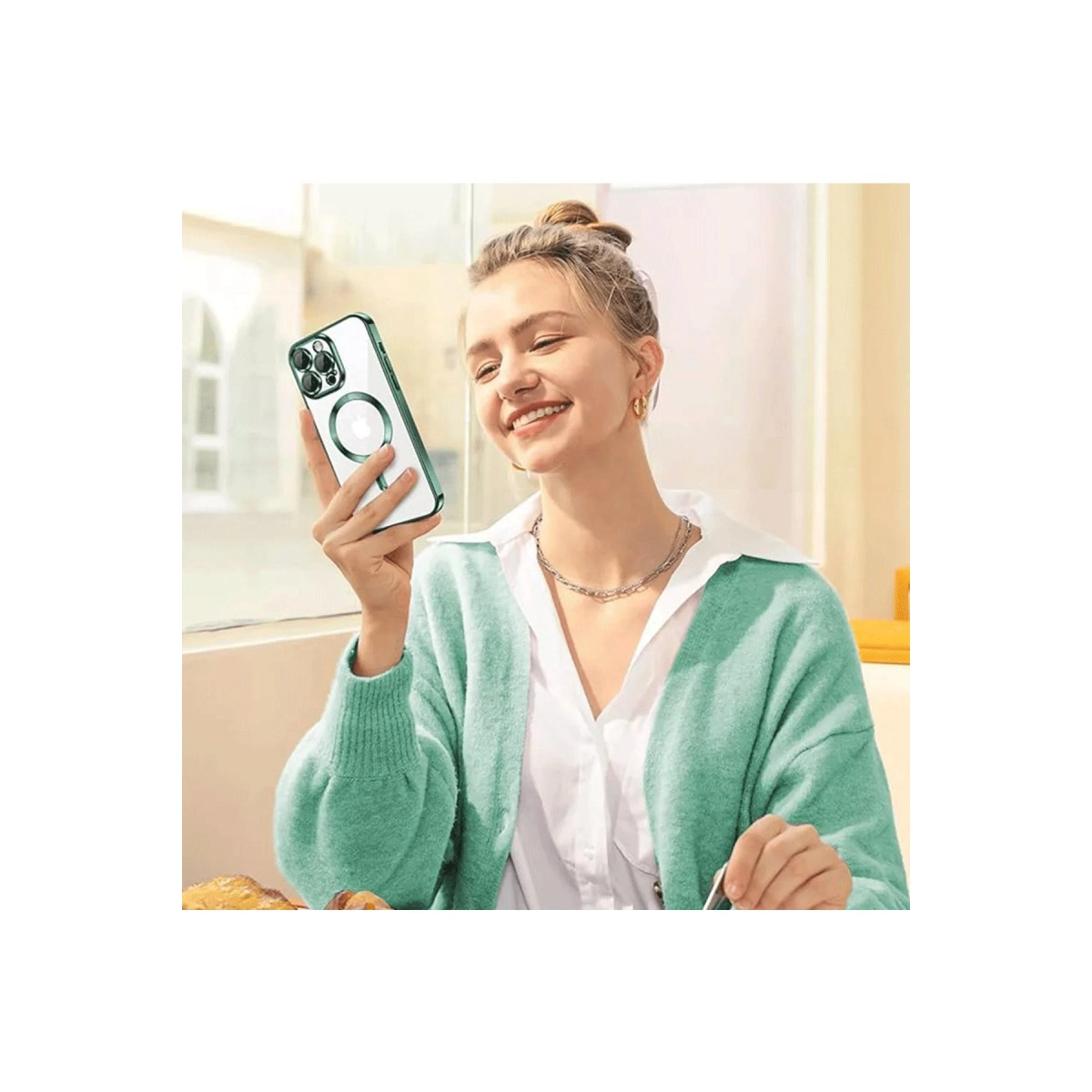 İphone 15 Pro Kılıf Kross Magneticsafe Kapak - Koyu Yeşil