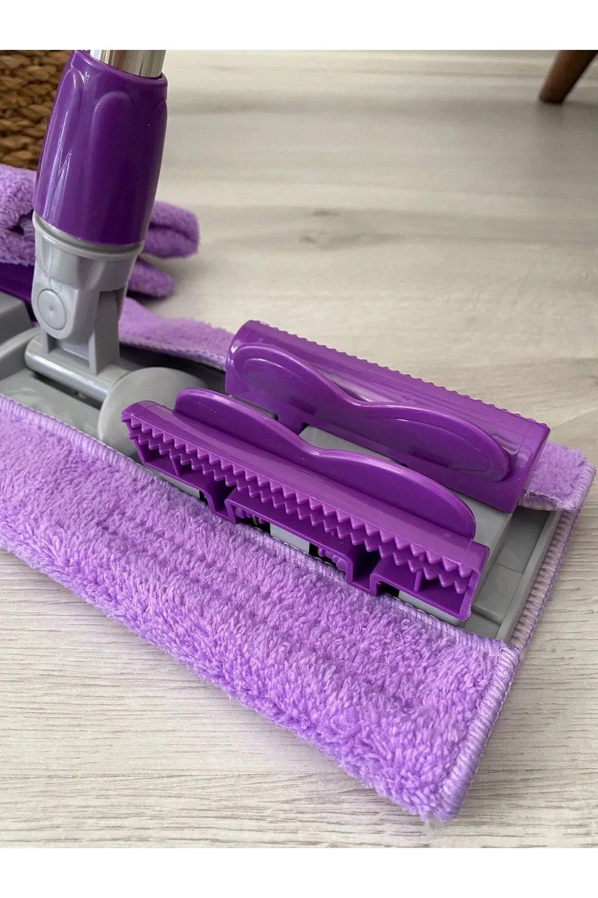Teleskobik Cam Yer Tavan Silme - İstediğin Bezi Tak Kullan - 4 Mandallı -yedek Bezli Mop Seti